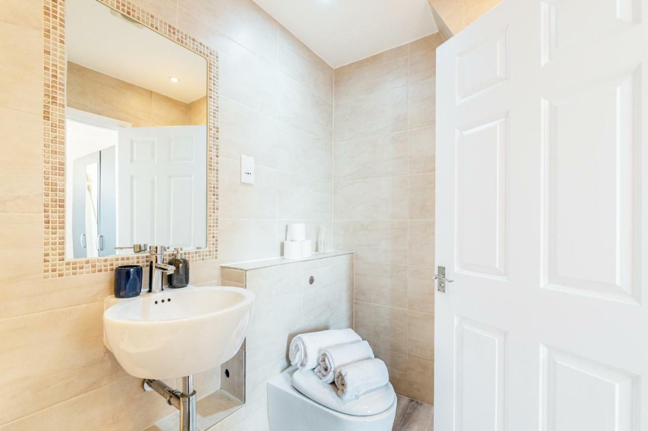 Bright & Spacious 4Beds Home - Kensington High Street-Olympia Londres Exterior foto