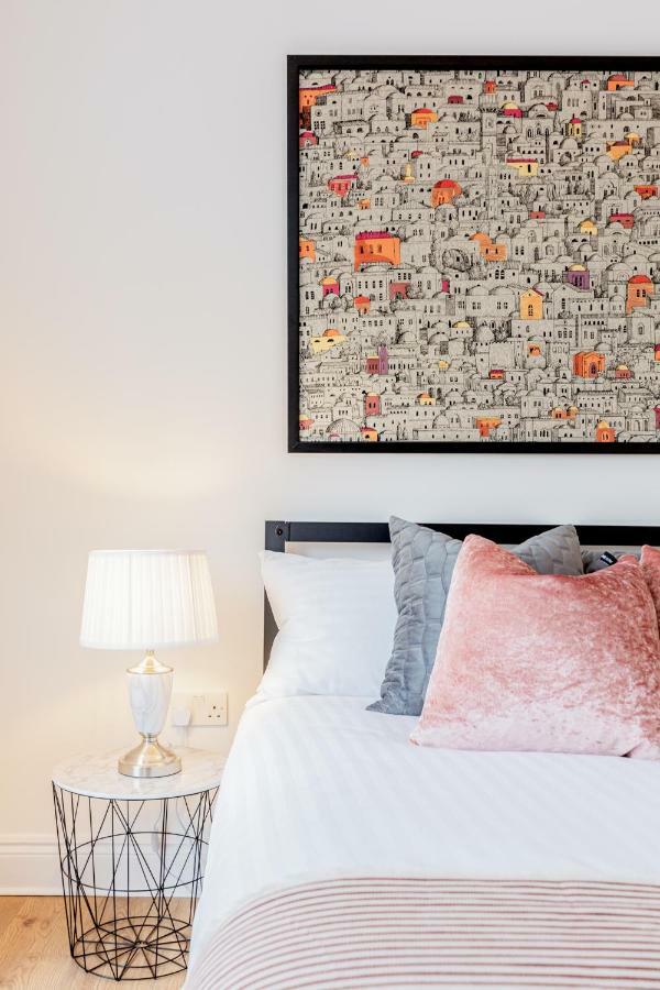 Bright & Spacious 4Beds Home - Kensington High Street-Olympia Londres Exterior foto