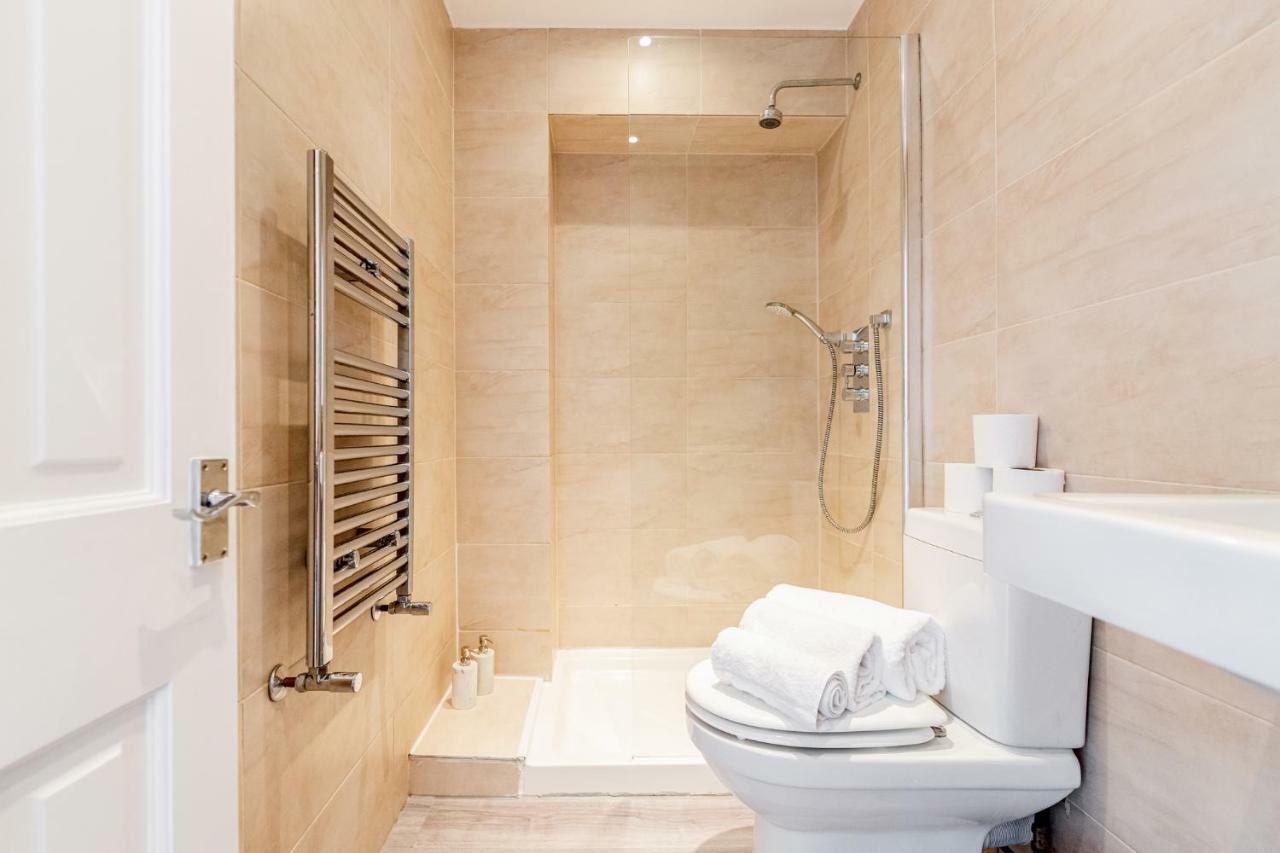 Bright & Spacious 4Beds Home - Kensington High Street-Olympia Londres Exterior foto