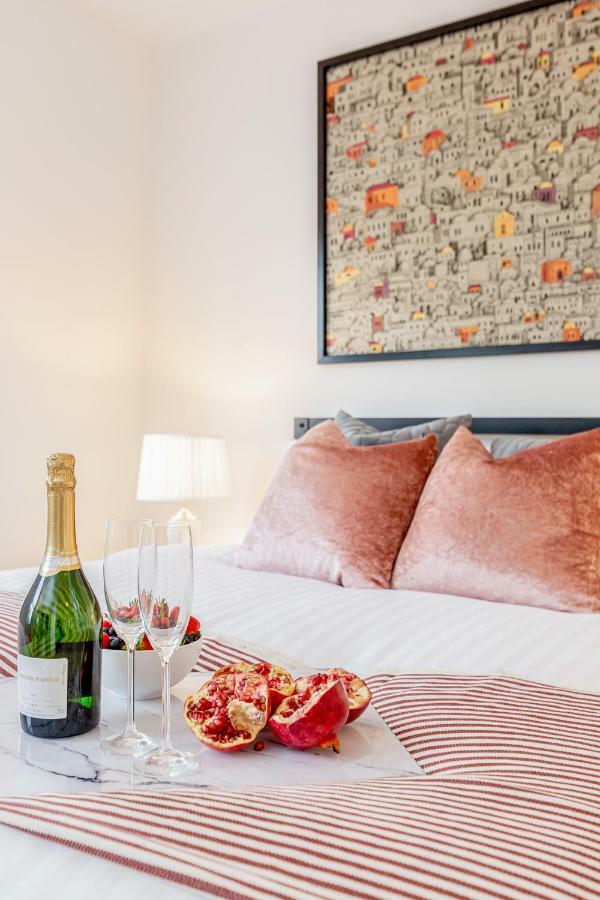 Bright & Spacious 4Beds Home - Kensington High Street-Olympia Londres Exterior foto